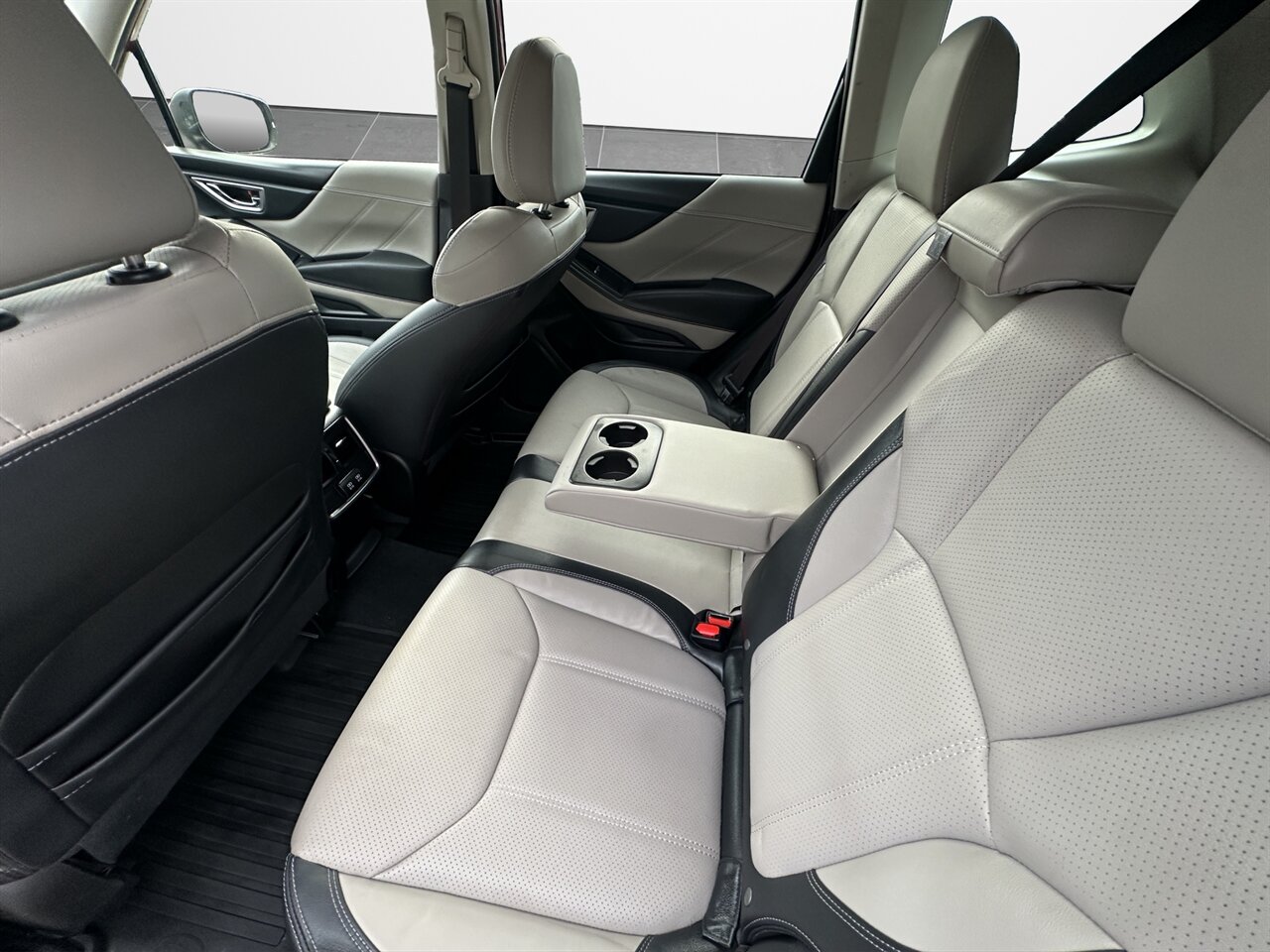 2024 Subaru Forester Limited. Only 19k miles, AWD, Fog Lamps, Amazing SUV! - Photo 9 - Post Falls, ID 83854