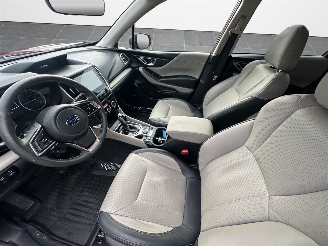 2024 Subaru Forester Limited. Only 19k miles, AWD, Fog Lamps, Amazing SUV! - Photo 3 - Post Falls, ID 83854