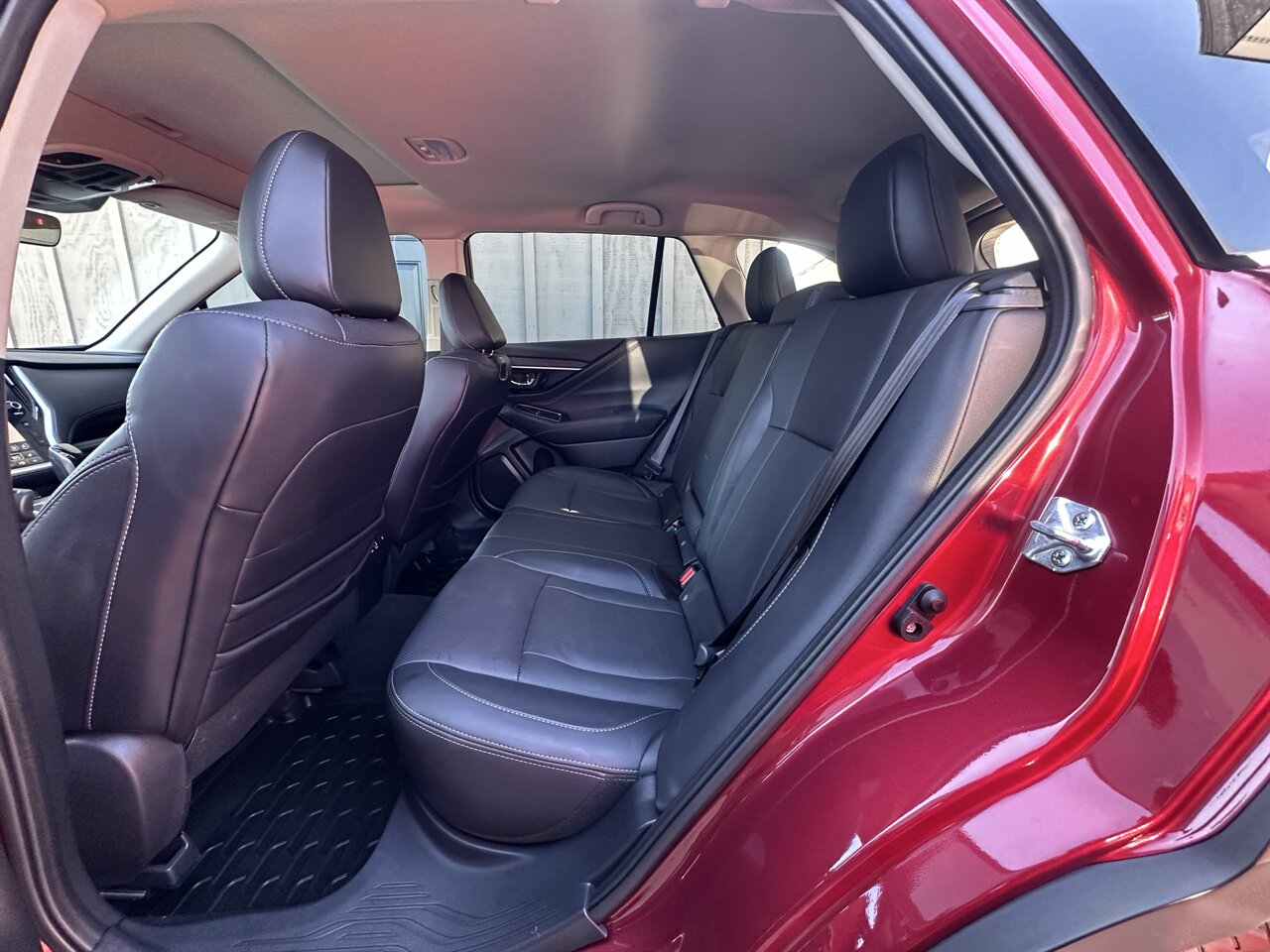 2023 Subaru Outback Limited. Only 27k miles, Amazing Shape, Heated Seats, Heated Steering and more! - Photo 8 - Post Falls, ID 83854
