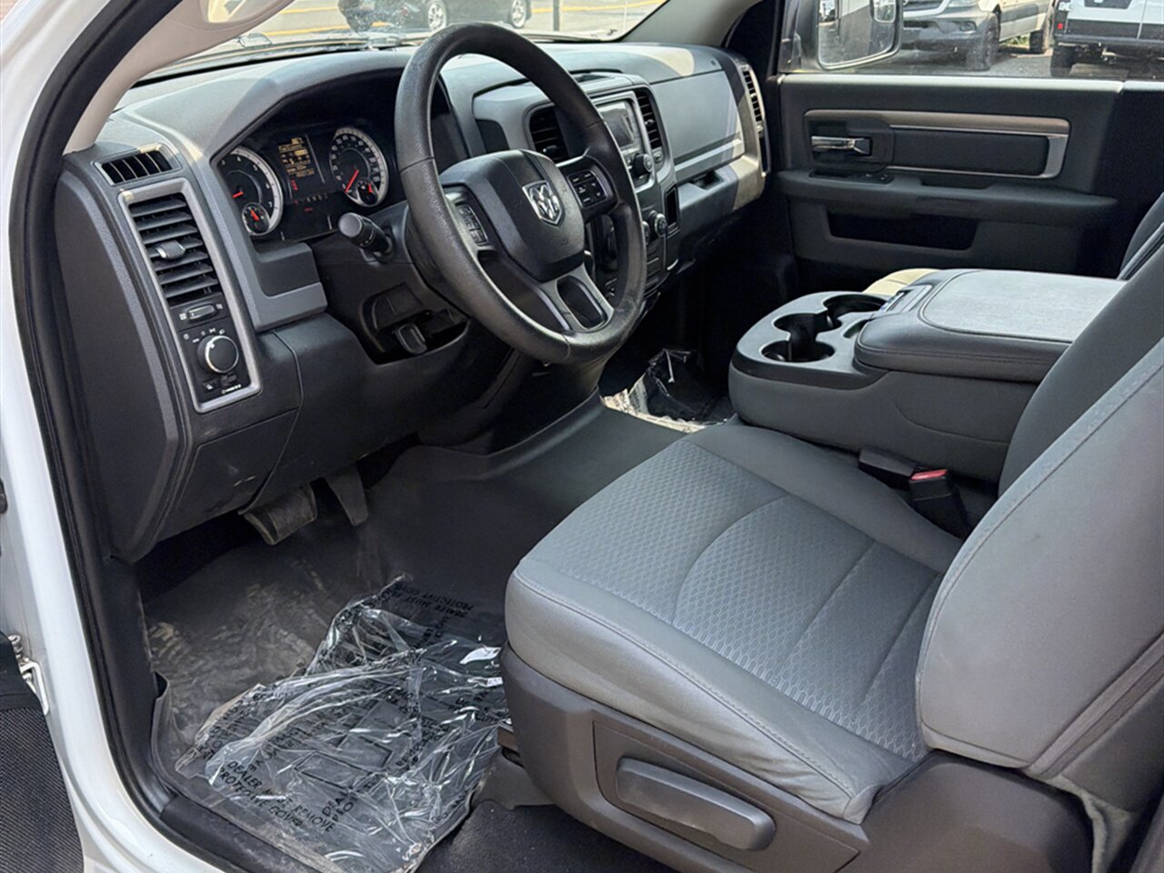 2016 RAM 1500 Tradesman 8 foot bed Canopy 4X4 2 door regular cab - Photo 5 - Post Falls, ID 83854