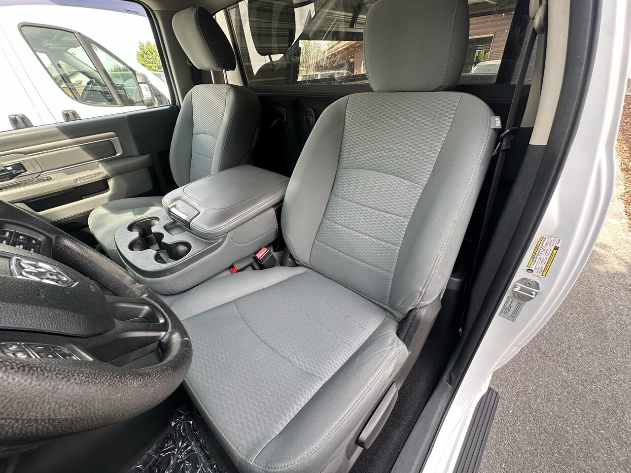 2016 RAM 1500 Tradesman 8 foot bed 8 Foot Bed (long bed), Color-Matching Canopy, 4x4, Amazing Miles - ONLY 49k miles! - Photo 5 - Post Falls, ID 83854