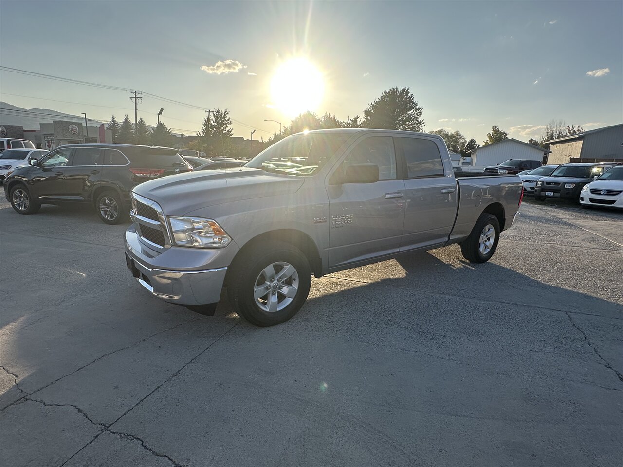 2021 RAM 1500 Classic SLT  Only 73k miles, Great Pickup Truck, Clean Carfax, Clean Title! - Photo 3 - Post Falls, ID 83854