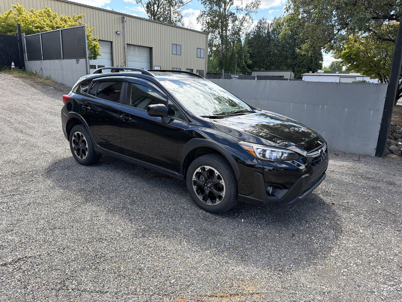2023 Subaru Crosstrek Premium 6 Speed Manual RARE low miles - Photo 2 - Post Falls, ID 83854