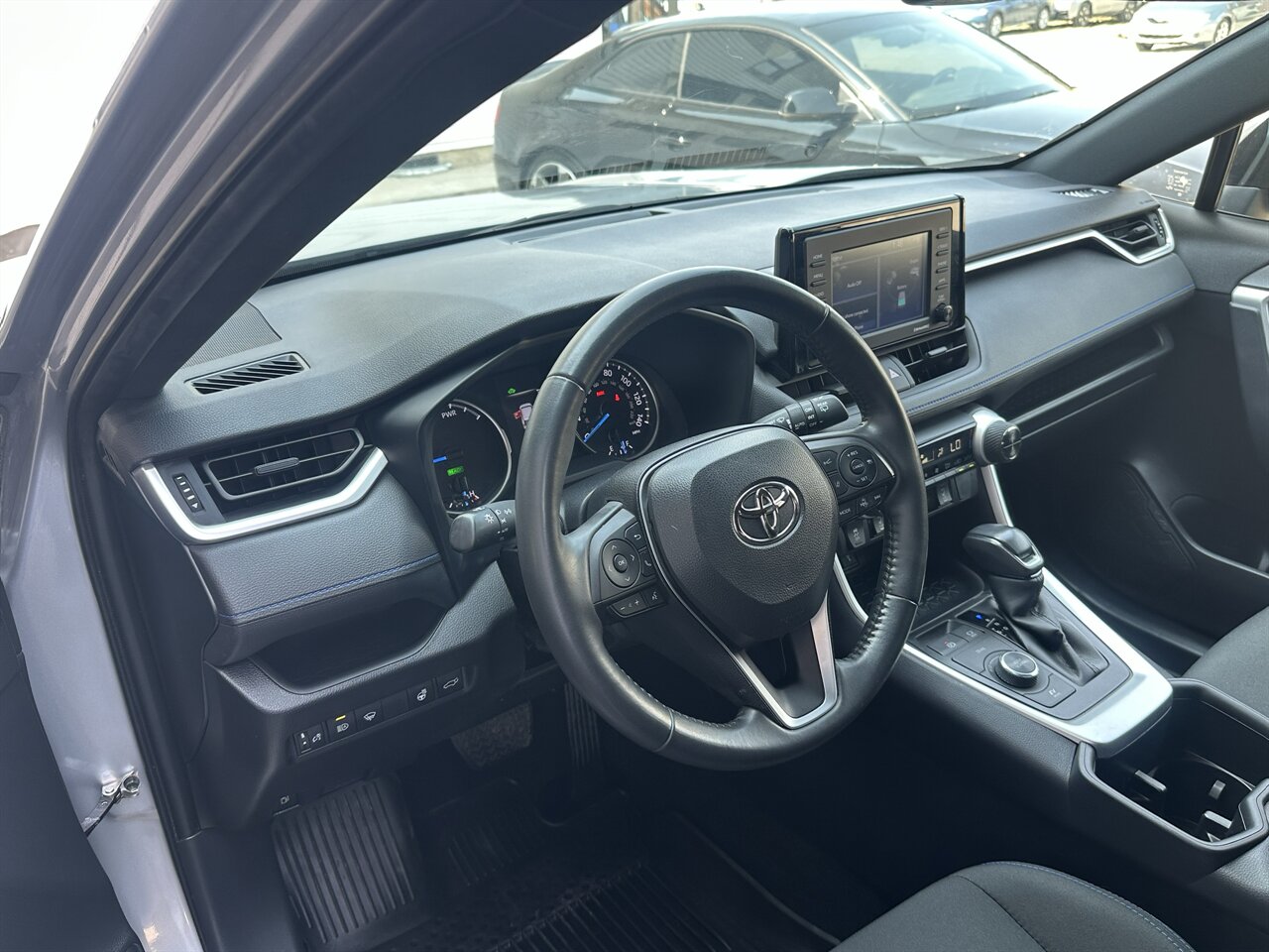 2022 Toyota RAV4 Hybrid SE. 31k miles! Amazing Shape, Heated Seats, Sunroof! - Photo 7 - Post Falls, ID 83854