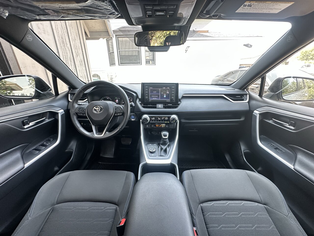 2022 Toyota RAV4 Hybrid SE. 31k miles! Amazing Shape, Heated Seats, Sunroof! - Photo 8 - Post Falls, ID 83854