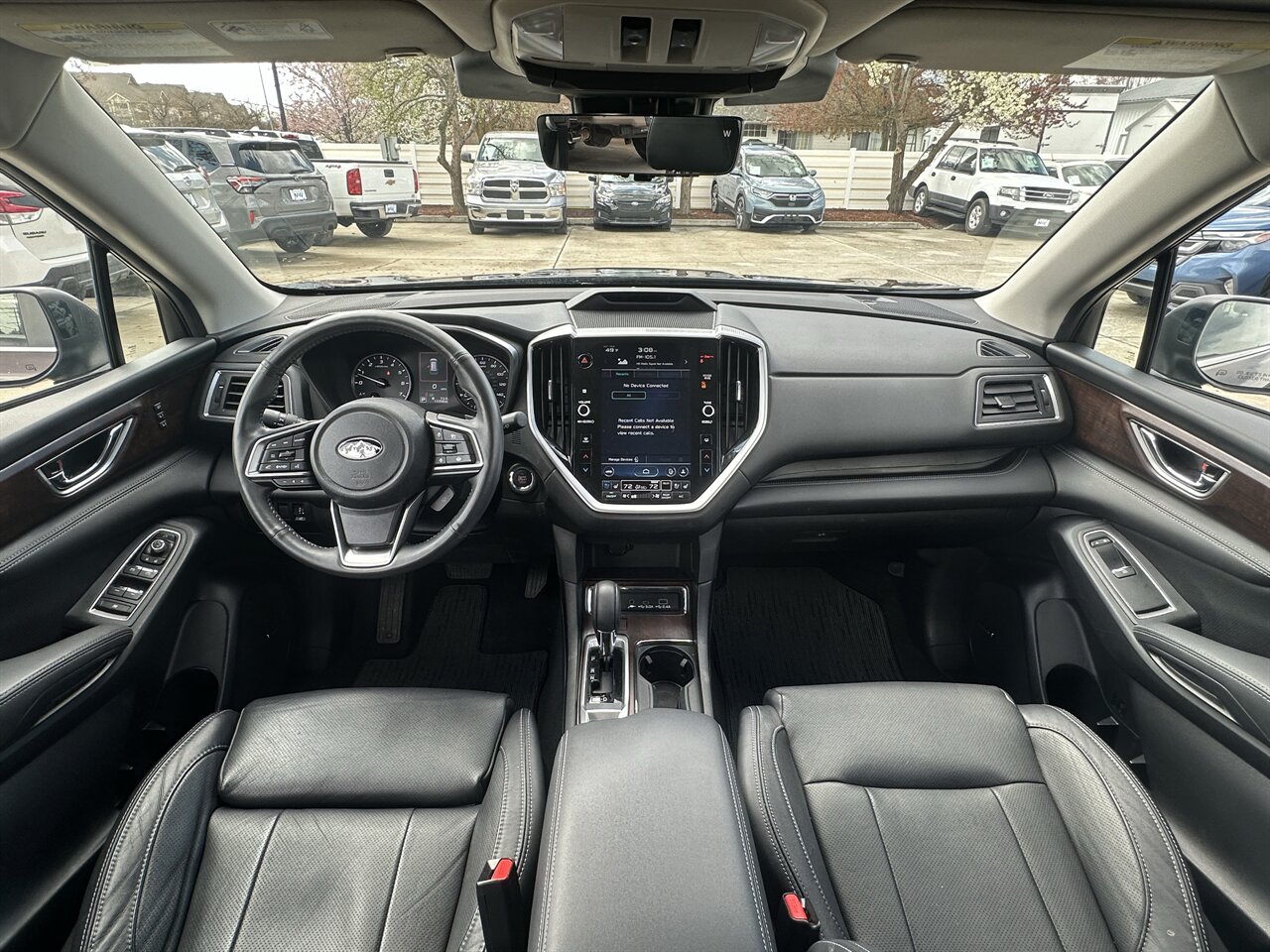 2023 Subaru Ascent Touring AWD, ONLY 13k Miles, Heated/Cooled Seats, Panoramic Sunroof and more! - Photo 4 - Post Falls, ID 83854