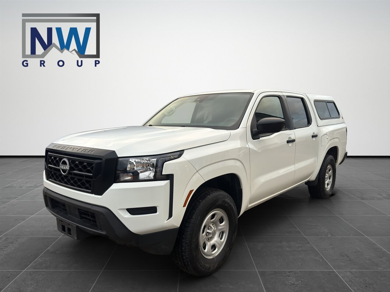 2024 Nissan Frontier S Canopy, 4x4, Only 41k milees! - Photo 3 - Post Falls, ID 83854