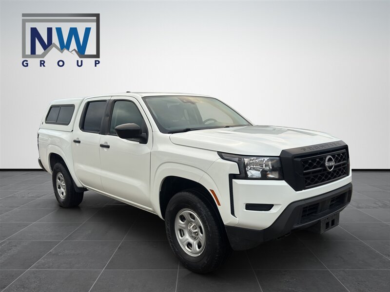 2024 Nissan Frontier S's photo