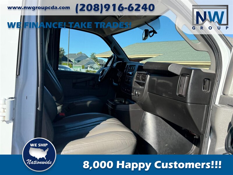 2017 Chevrolet Express LS 2500  65k miles! Passenger Van! (CLEAN TITLE) 6.0L V8 F OHV 16V FLEX FUEL REAR WHEEL DRIVE - Photo 26 - Post Falls, ID 83854