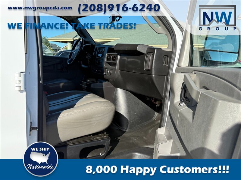 2017 Chevrolet Express LS 2500  65k miles! Passenger Van! (CLEAN TITLE) 6.0L V8 F OHV 16V FLEX FUEL REAR WHEEL DRIVE - Photo 25 - Post Falls, ID 83854