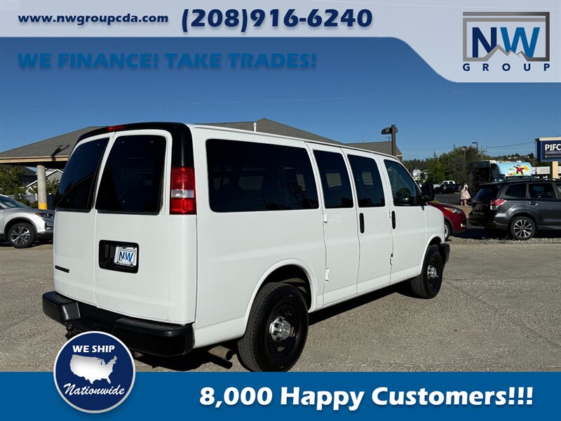 2017 Chevrolet Express LS 2500  65k miles! Passenger Van! (CLEAN TITLE) 6.0L V8 F OHV 16V FLEX FUEL REAR WHEEL DRIVE - Photo 18 - Post Falls, ID 83854