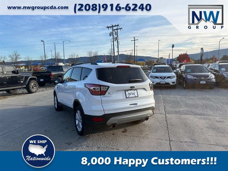 2017 Ford Escape SE  Low Miles, AWD, Very Nice Car! Accessory installed - Dog Guard! - Photo 8 - Post Falls, ID 83854