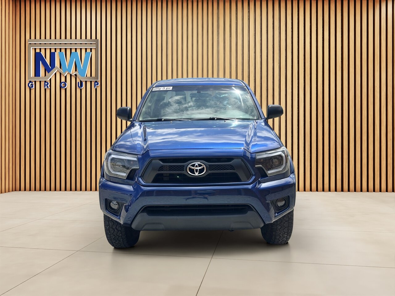 2014 Toyota Tacoma PreRunner V6. New Leather, Alcantra Headliner, New Tires, Fully Serviced, Sweet Truck!!! - Photo 2 - Post Falls, ID 83854