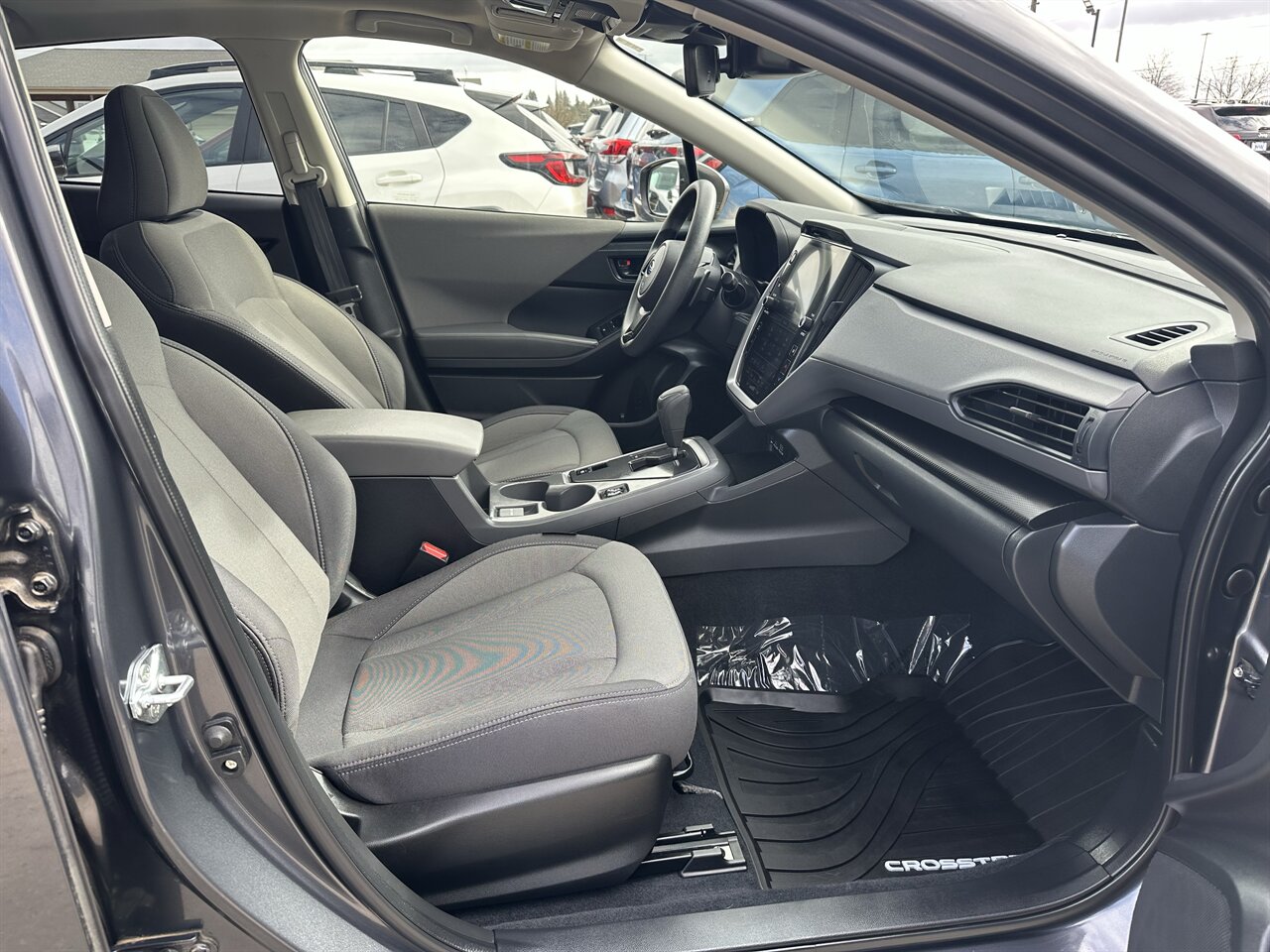 2025 Subaru Crosstrek Premium AWD, ONLY 1k Miles!! Sunroof, Heated Seats! - Photo 9 - Post Falls, ID 83854