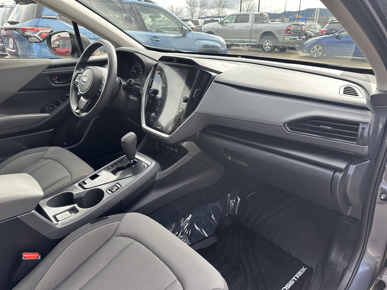 2025 Subaru Crosstrek Premium AWD, ONLY 1k Miles!! Sunroof, Heated Seats! - Photo 6 - Post Falls, ID 83854