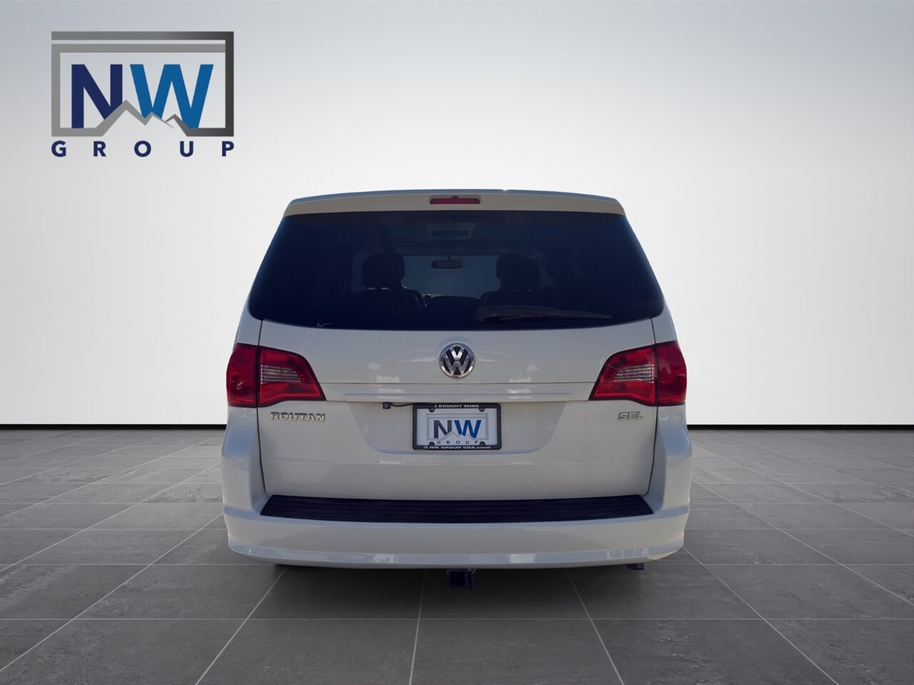 2009 Volkswagen Routan SEL  Freshly Serviced! Nice Shape! - Photo 6 - Post Falls, ID 83854