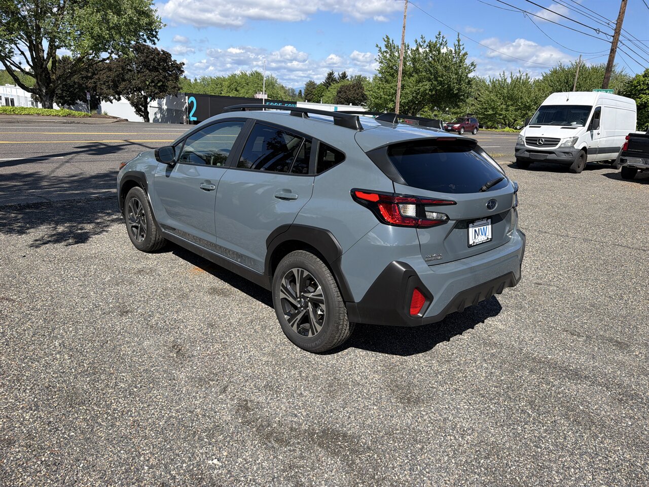 2025 Subaru Crosstrek Premium LOW MILES Rare color Sun roof Blind spot - Photo 4 - Post Falls, ID 83854