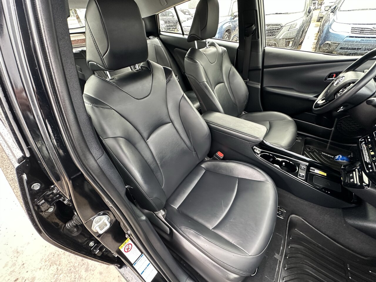 2022 Toyota Prius LE AWD-e All Wheel Drive! Amazing Sedan, Great Economy and AWD capability! - Photo 8 - Post Falls, ID 83854