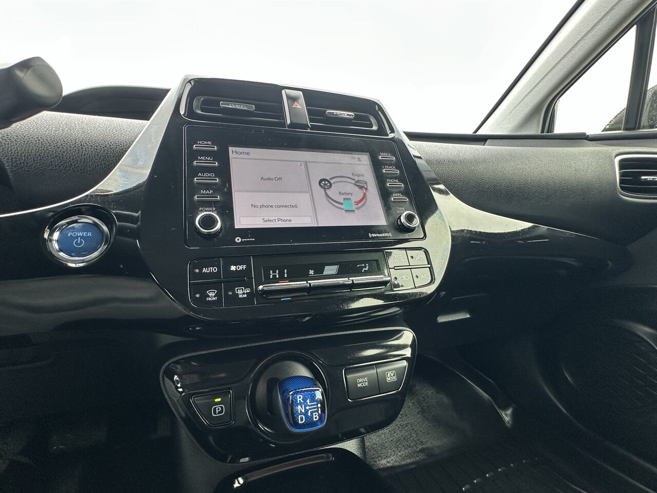 2022 Toyota Prius LE AWD-e All Wheel Drive! Amazing Sedan, Great Economy and AWD capability! - Photo 7 - Post Falls, ID 83854