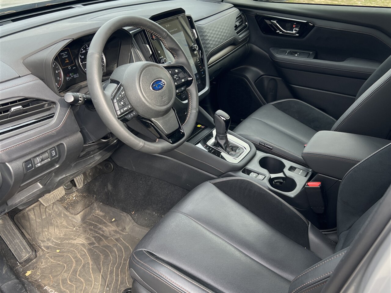 2025 Subaru Forester Touring. Fully Loaded! Navigation, Harmon Kardon Audio, Loaded! - Photo 4 - Post Falls, ID 83854