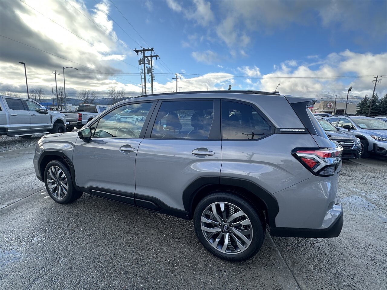 2025 Subaru Forester Touring Fully Loaded! 360 Degree Camera! Navigation, Harmon Kardon Audio, Loaded! - Photo 8 - Post Falls, ID 83854