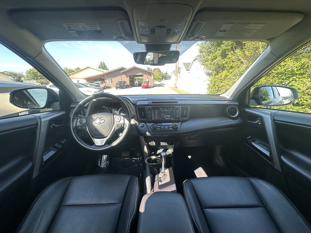 2018 Toyota RAV4 Limited - Photo 5 - Post Falls, ID 83854