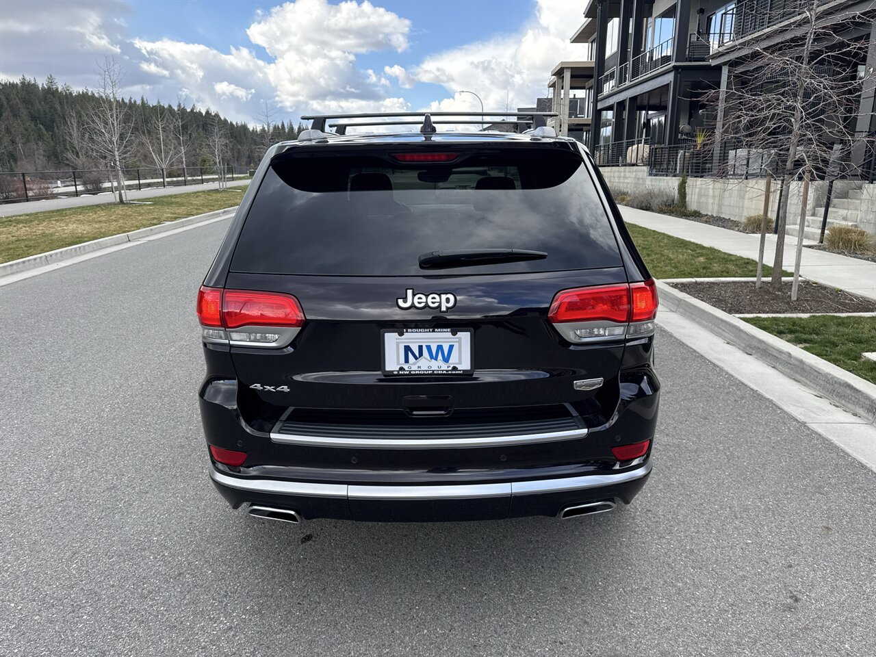 2019 Jeep Grand Cherokee Summit Sangria Metallic Color! 40k miles! Nicely Loaded Jeep! - Photo 6 - Post Falls, ID 83854