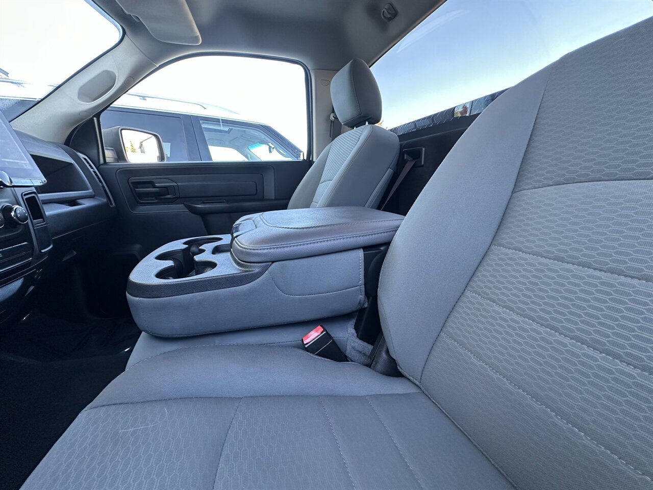 2018 RAM 1500 Tradesman. BIG CUSTOM Screen! V6, 91k miles! - Photo 9 - Post Falls, ID 83854