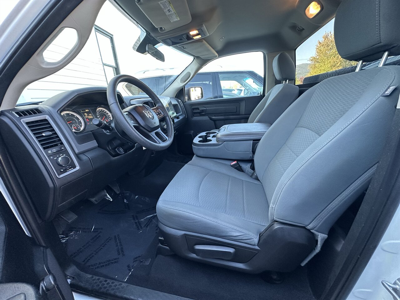 2018 RAM 1500 Tradesman. BIG CUSTOM Screen! V6, 91k miles! - Photo 6 - Post Falls, ID 83854