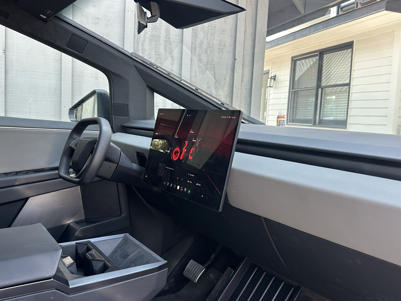 2025 Tesla Cybertruck - Photo 4 - Post Falls, ID 83854