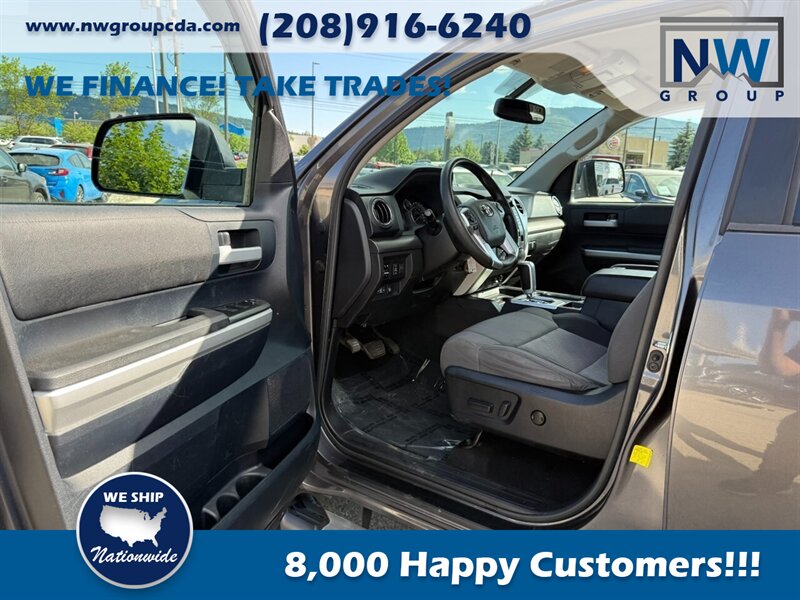 2016 Toyota Tundra SR5  Navigation, Blind-Spot, No Accidents! - Photo 5 - Post Falls, ID 83854