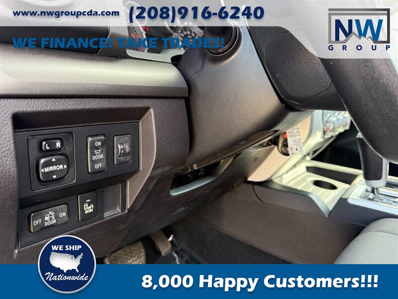 2016 Toyota Tundra SR5  Navigation, Blind-Spot, No Accidents! - Photo 11 - Post Falls, ID 83854