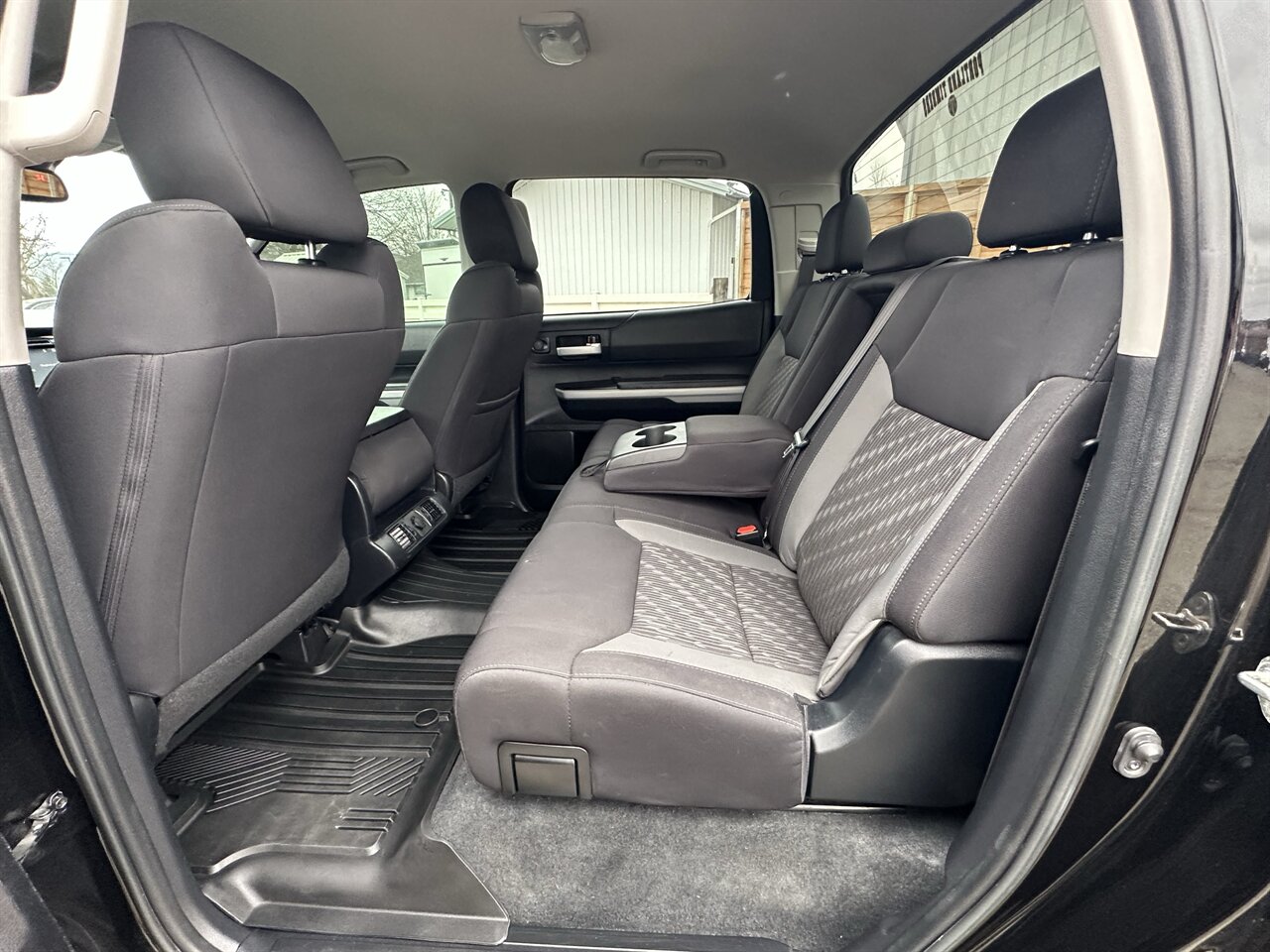 2019 Toyota Tundra SR5 Reliable, Great Pick up, Fully Serviced and Inspected! - Photo 6 - Post Falls, ID 83854