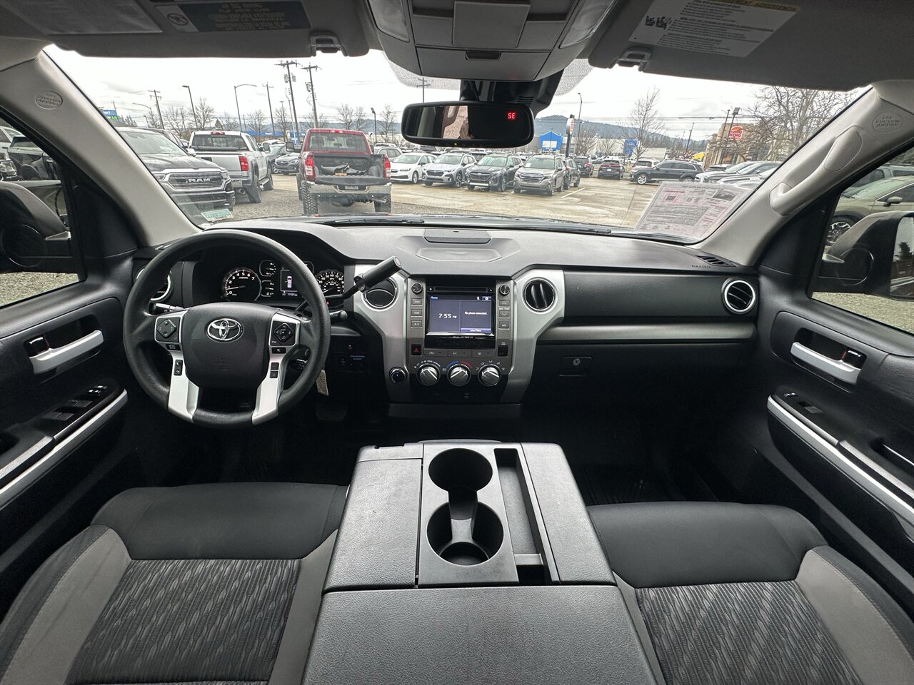 2019 Toyota Tundra SR5 Reliable, Great Pick up, Fully Serviced and Inspected! - Photo 3 - Post Falls, ID 83854