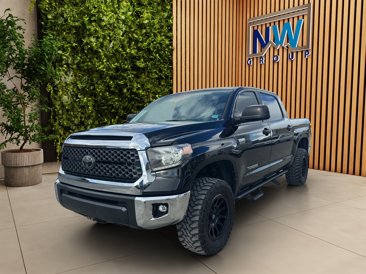 2019 Toyota Tundra SR5 Reliable, Great Pick up, Fully Serviced and Inspected! - Photo 1 - Post Falls, ID 83854