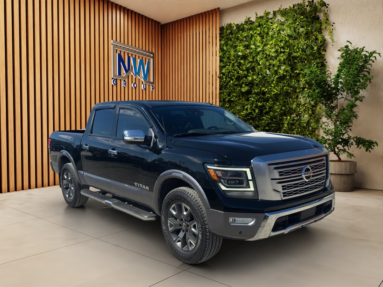 2021 Nissan Titan Platinum Reserve Top of the Line! Amazing Shape, Only 68k miles, 4x4, Fully Loaded! - Photo 1 - Post Falls, ID 83854