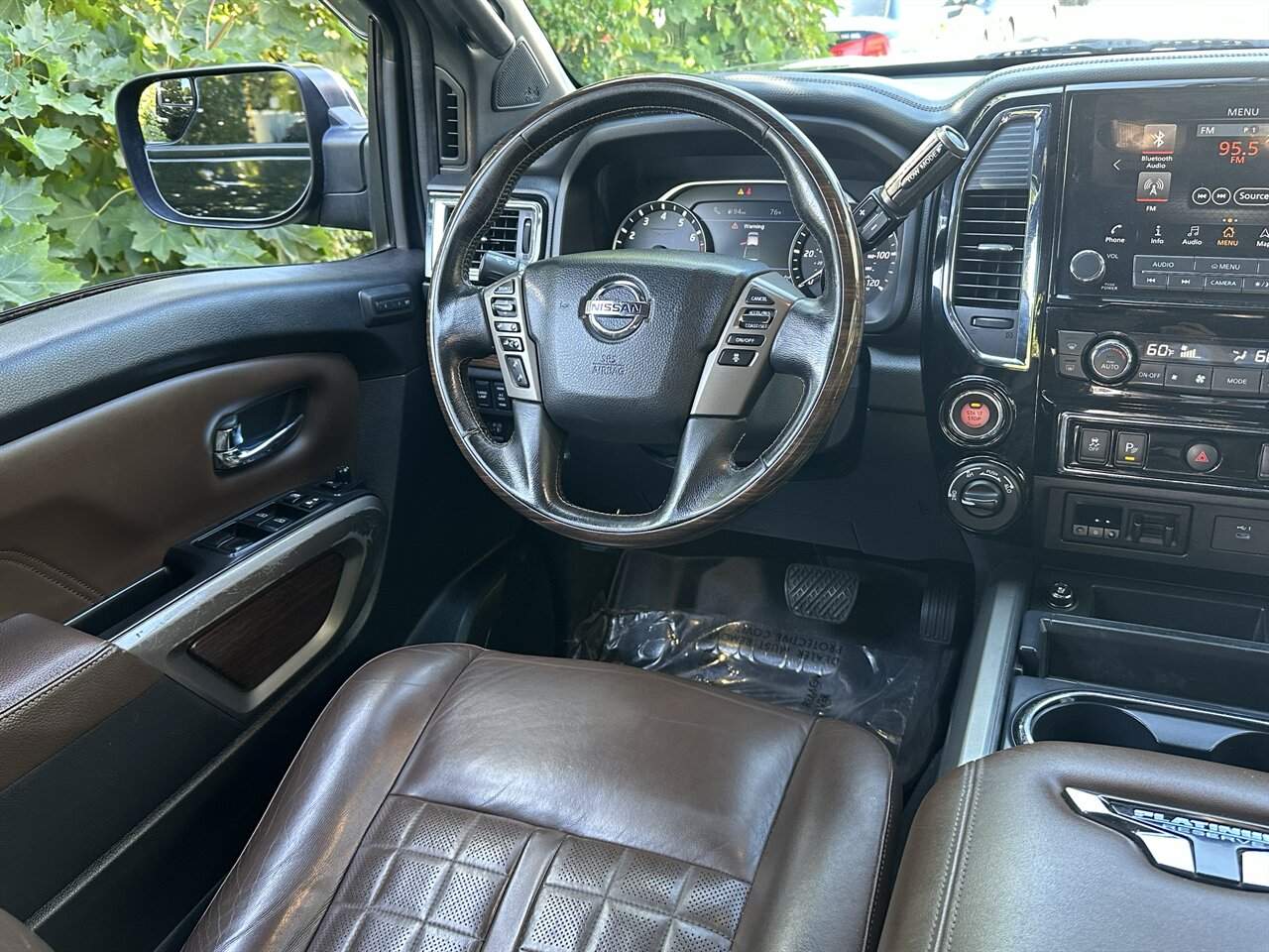 2021 Nissan Titan Platinum Reserve Top of the Line! Amazing Shape, Only 68k miles, 4x4, Fully Loaded! - Photo 4 - Post Falls, ID 83854