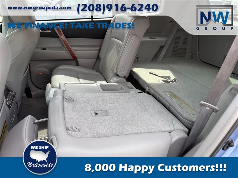 2009 Toyota Highlander Limited  – LUXURY + RELIABILITY in 1! -FWD- - Photo 12 - Post Falls, ID 83854
