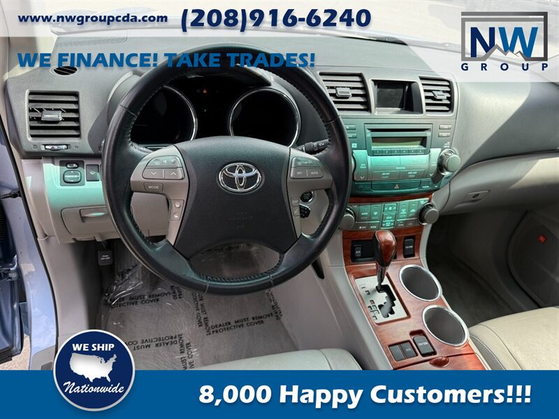2009 Toyota Highlander Limited  – LUXURY + RELIABILITY in 1! -FWD- - Photo 7 - Post Falls, ID 83854