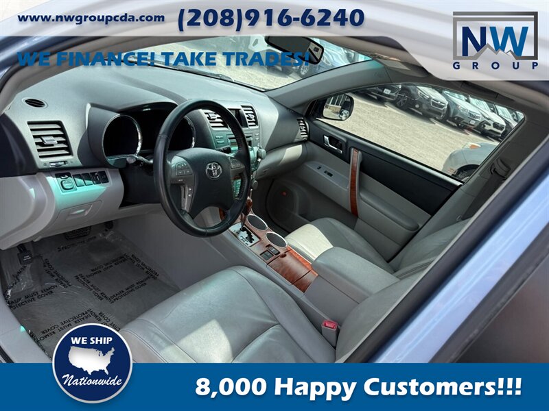 2009 Toyota Highlander Limited  – LUXURY + RELIABILITY in 1! -FWD- - Photo 6 - Post Falls, ID 83854