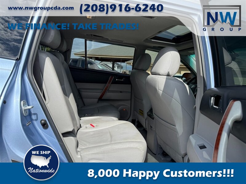 2009 Toyota Highlander Limited  – LUXURY + RELIABILITY in 1! -FWD- - Photo 16 - Post Falls, ID 83854