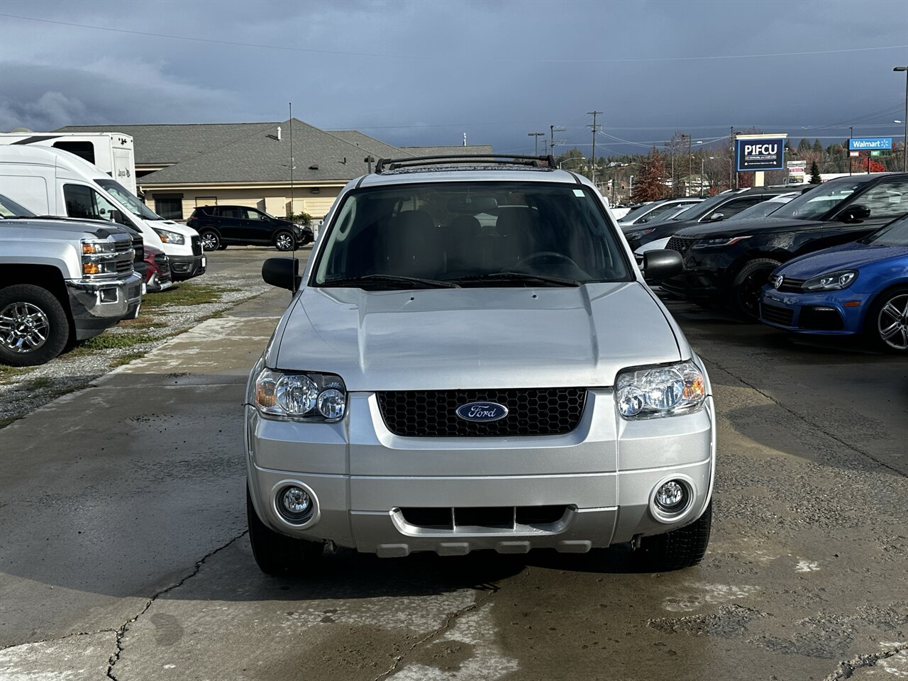 2005 Ford Escape Limited - Photo 2 - Post Falls, ID 83854