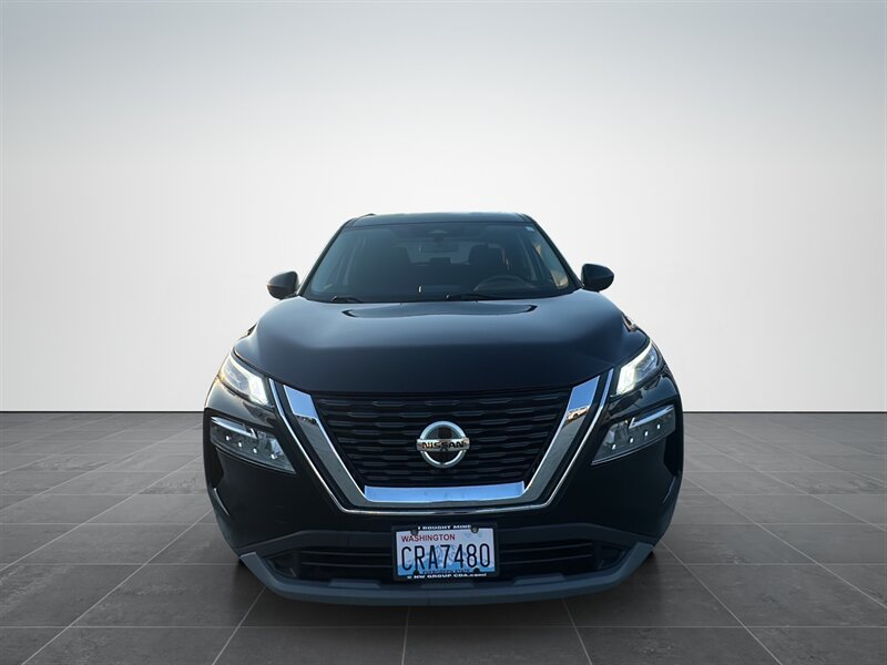 2023 Nissan Rogue S's photo