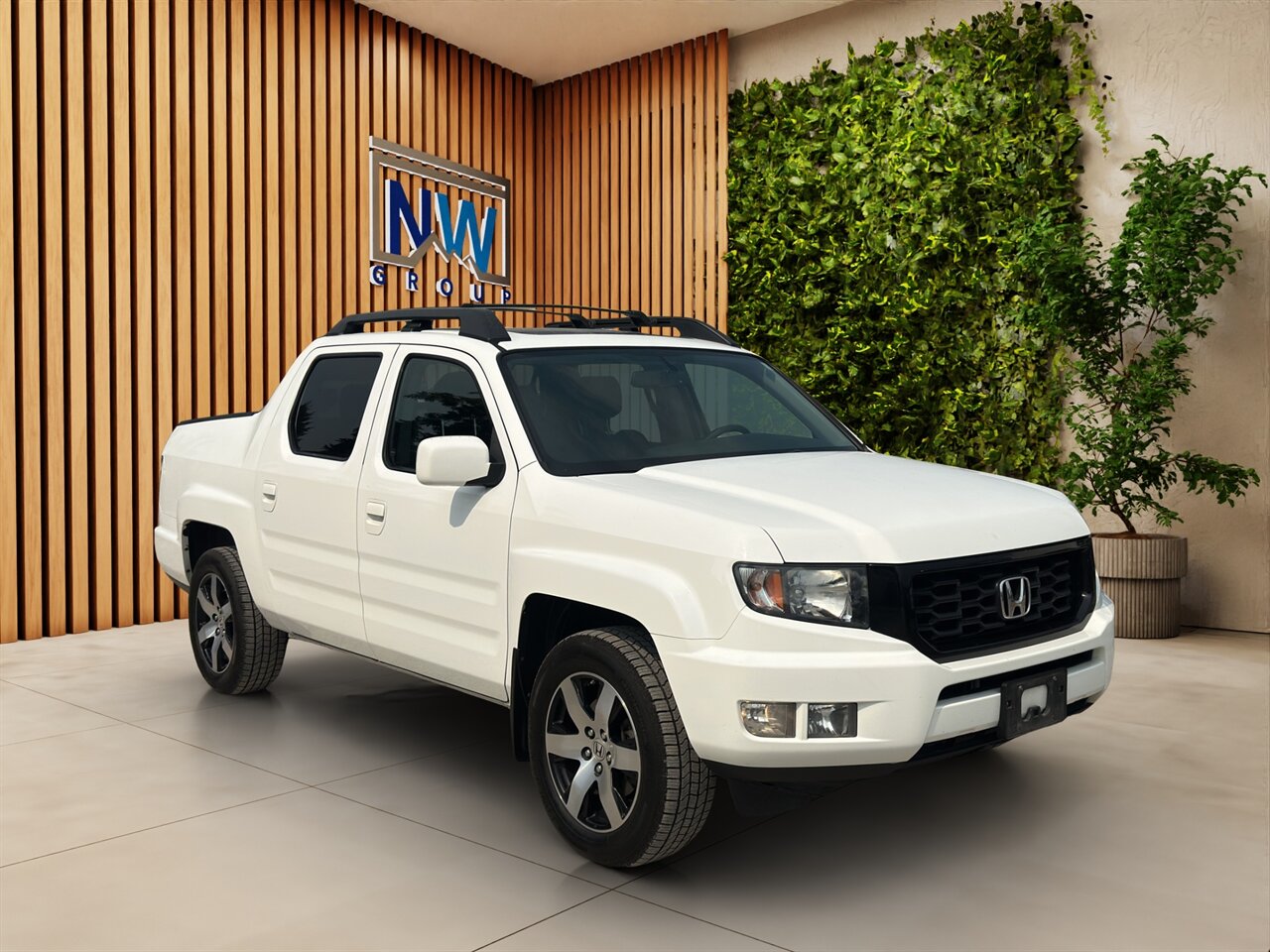 2014 Honda Ridgeline SE. 30 Service History Records, Amazing Running Shape! - Photo 1 - Post Falls, ID 83854