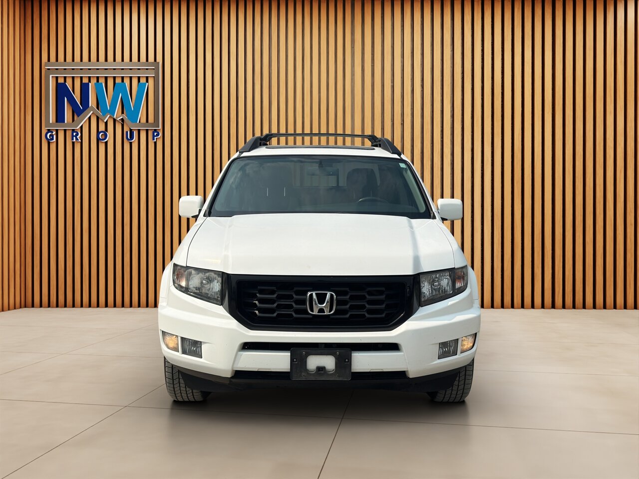 2014 Honda Ridgeline SE. 30 Service History Records, Amazing Running Shape! - Photo 2 - Post Falls, ID 83854