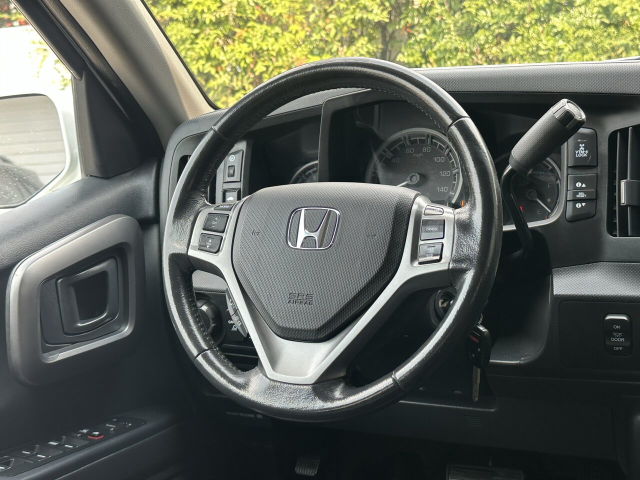 2014 Honda Ridgeline SE. 30 Service History Records, Amazing Running Shape! - Photo 9 - Post Falls, ID 83854