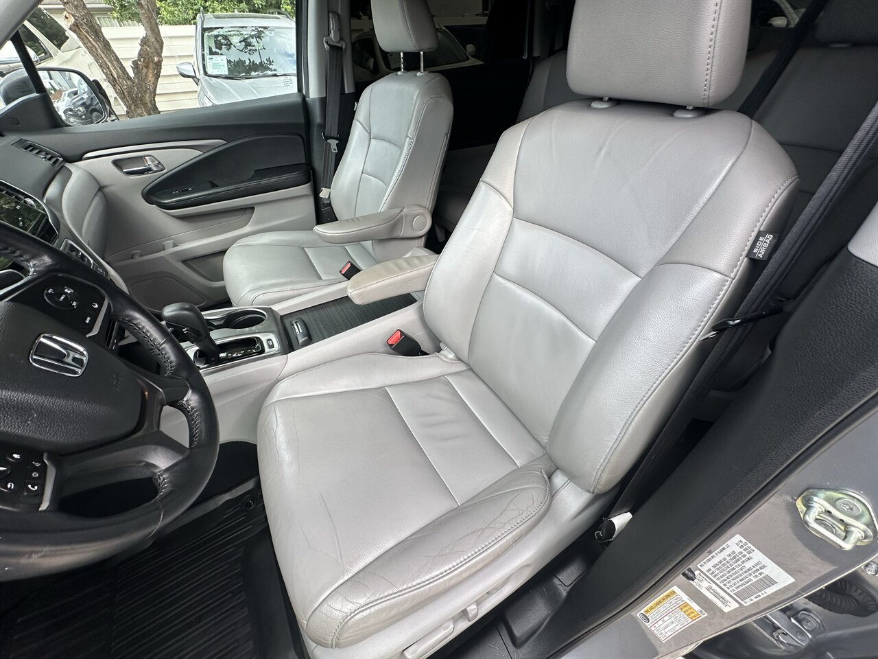 2020 Honda Pilot EX-L AWD, 75k Miles, Spacious 3 Rows of Seating! Spacious SUV! - Photo 7 - Post Falls, ID 83854