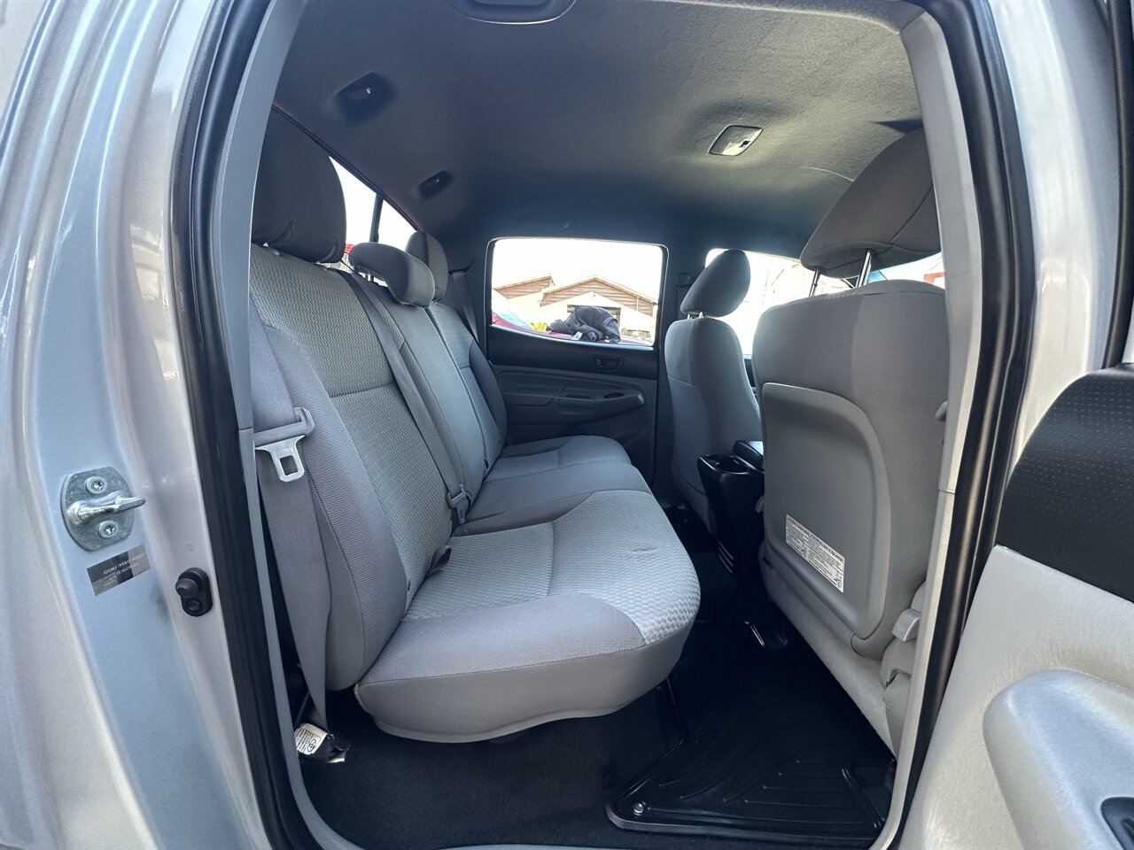 2012 Toyota Tacoma V6. 59k miles, 4x4, Lots of Added Extras (Lift Kit, Nice Wheels and Tires, CarPlay/Android Auto Screen! - Photo 10 - Post Falls, ID 83854
