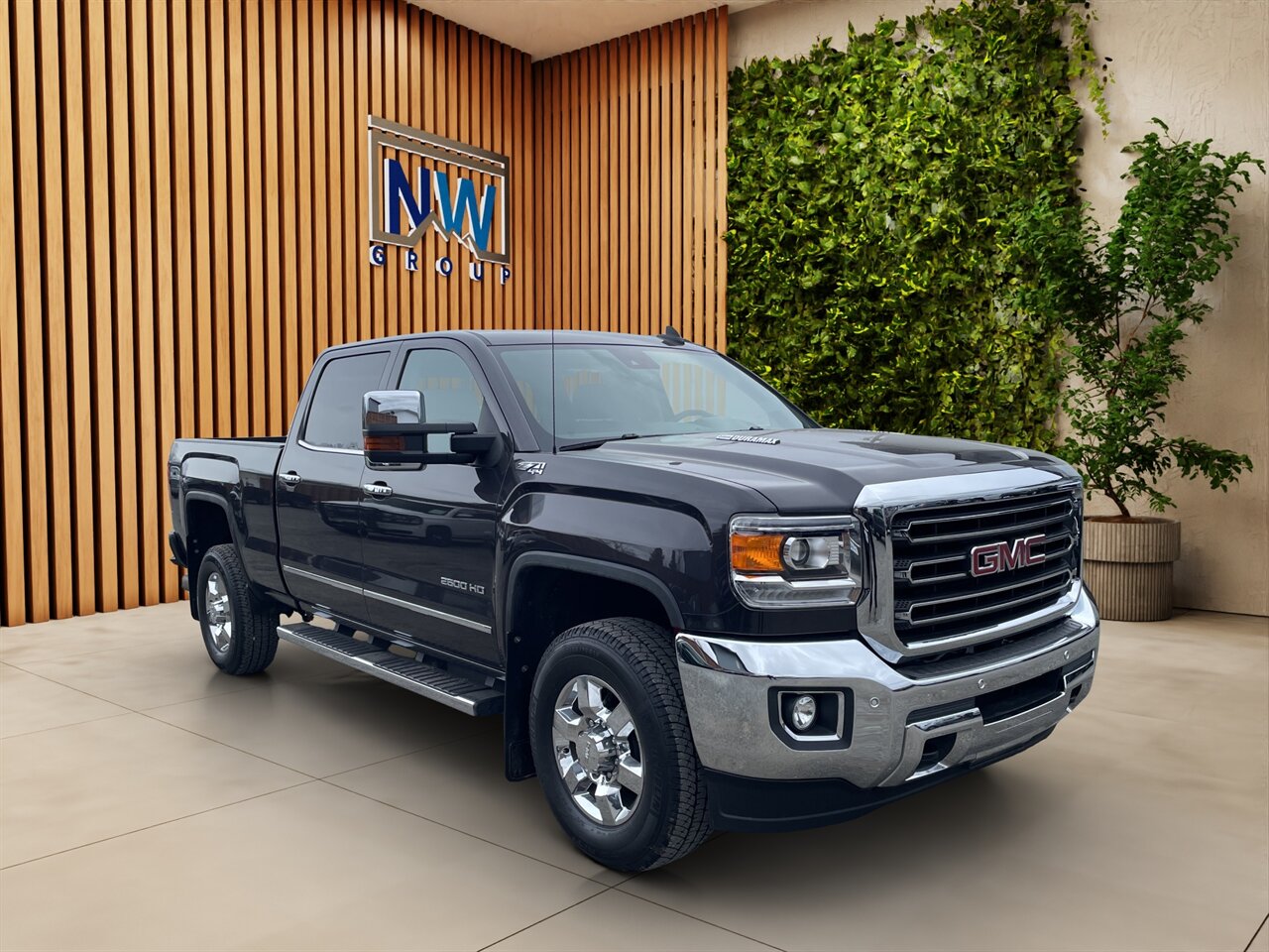 2015 GMC Sierra 2500 SLT. 45k miles! Amazing Shape! Rear Towing Airbags, Sunroof, Bedliner Spray! - Photo 1 - Post Falls, ID 83854