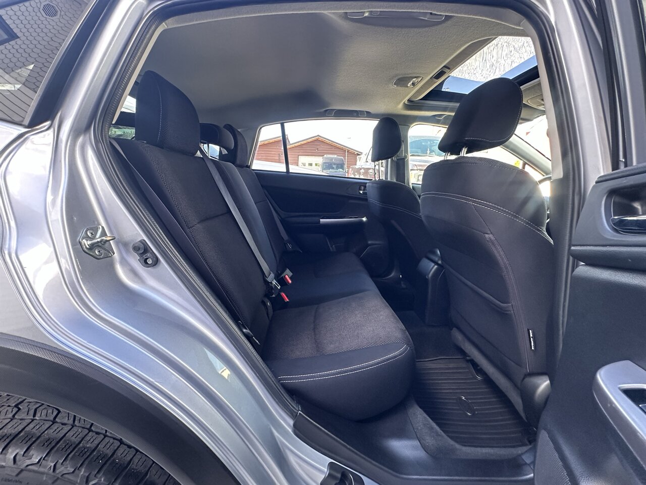 2015 Subaru XV Crosstrek 2.0i Premium AWD. Transmission Serviced, Drives Great! - Photo 7 - Post Falls, ID 83854